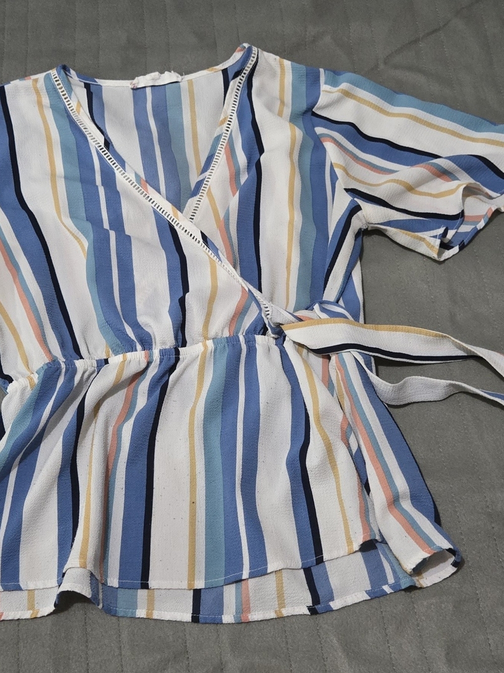 Pink Rose Striped Wrap Top Large Blue White Flutter Sleeve Blouse